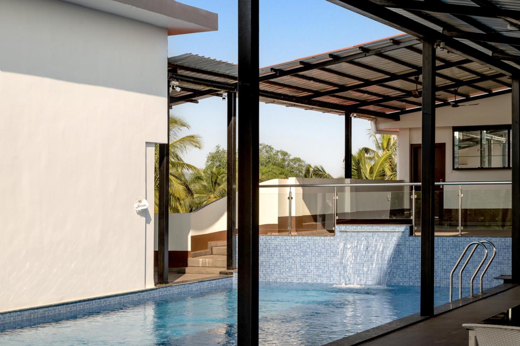 La Baga Beach Hotel By Orion Hotels Calangute Exterior photo